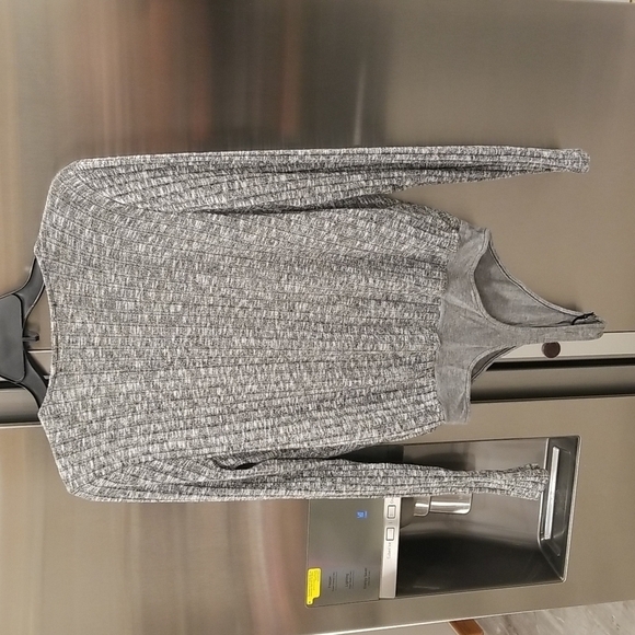 💕MICHAEL STARS💕 Ribbed Long Sleeve Surplice Bodysuit ~ Dark Gray Small S NWOT - Picture 2 of 11